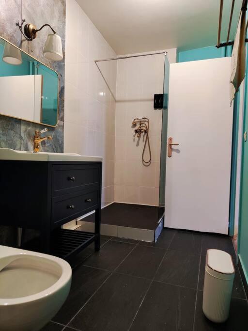 Retro Romance In Mulhouse Ngoại thất bức ảnh